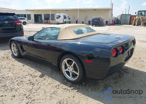 1999 Chevrolet Corvette из США, поврежденный, VIN 1G1YY32G5X5107803